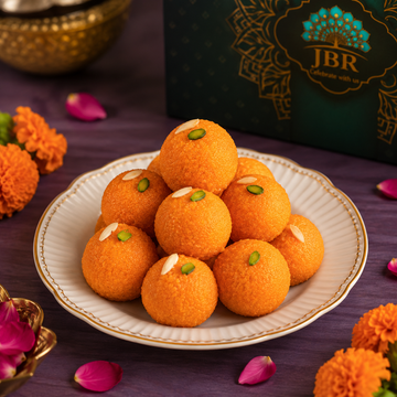 Kanpuri Ladoo