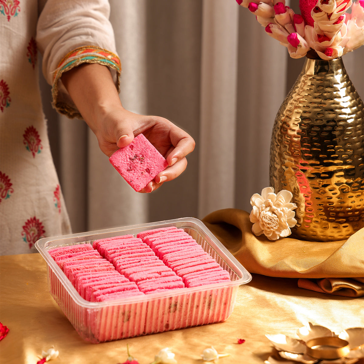 Rose Mishri Roti